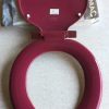 Burgundy_toilet_seat_and_lid
